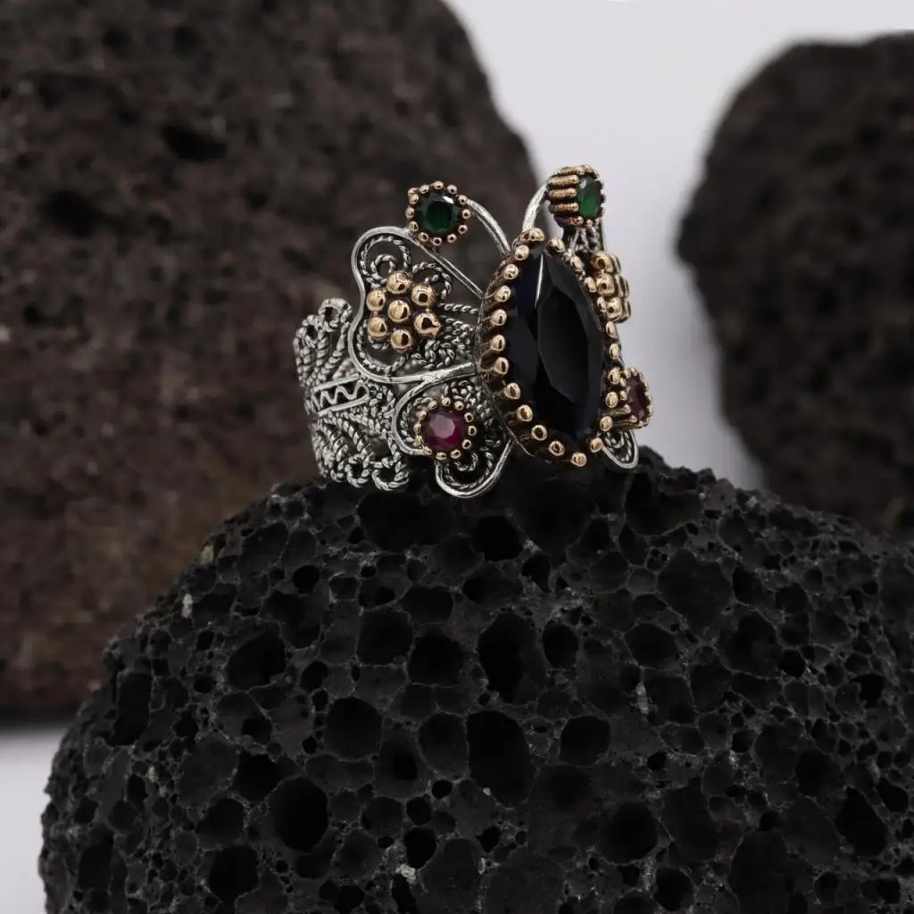 FS 925 Sterling Silver Emerald Ruby Zircon Filigree Hercai Reyyan Ring Inlaid Assyrian Turkish Adjustable Jewelry Butterfly
FS 925 Sterling Silver Emerald Ruby Zircon Filigree Hercai Reyyan Ring Inlaid Assyrian Turkish Adjustable Jewelry Butterfly