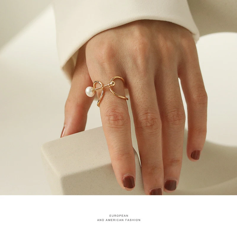 2021 New Pearl Gold Ring For Women Unnormal Special Shape Ring Adjustable Geometry Hollow-carved Design Fashion Party Gift
2021 New Pearl Gold Ring For Women Unnormal Special Shape Ring Adjustable Geometry Hollow-carved Design Fashion Party Gift