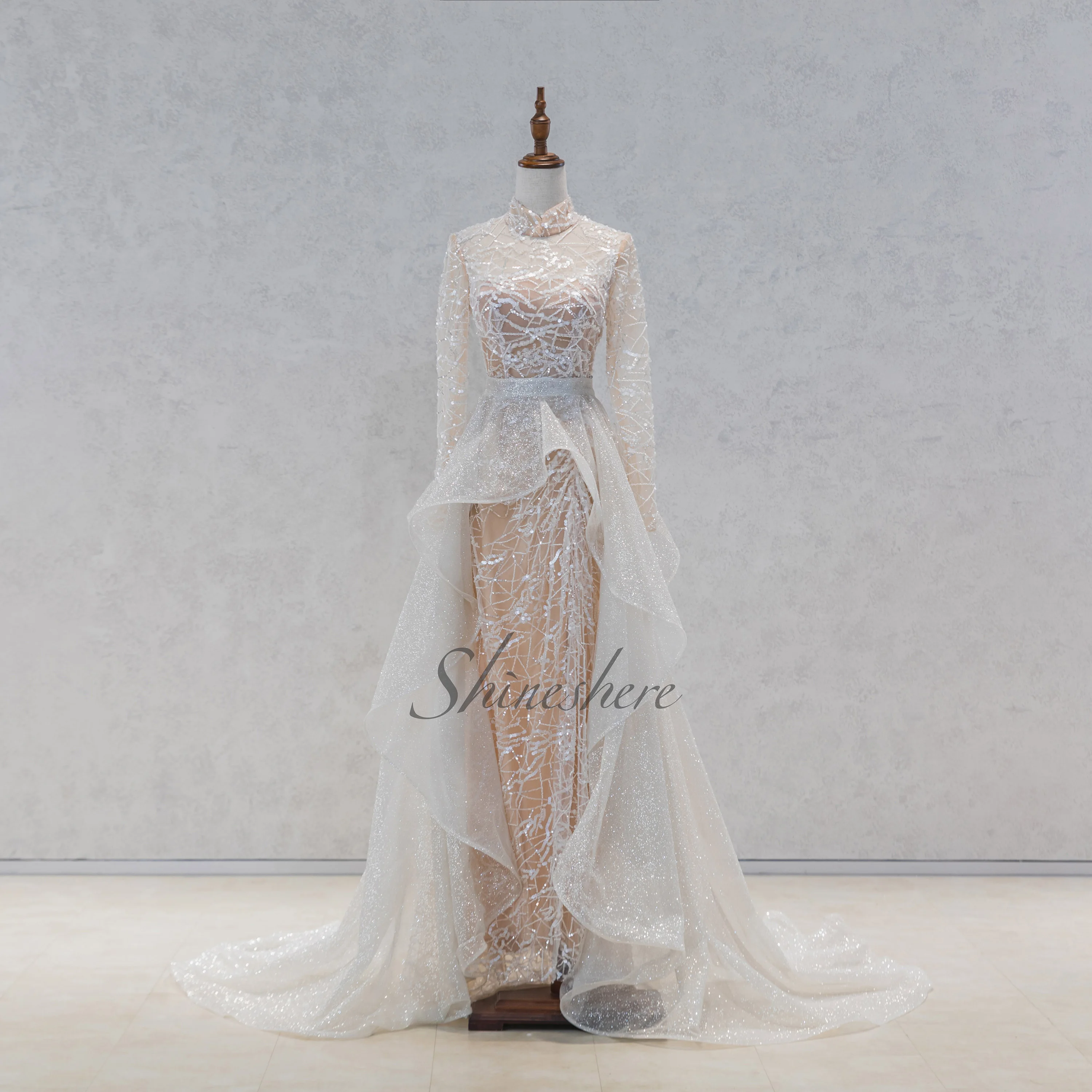 Sparkly High Collar Long Sleeves Mermaid Trumpet Wedding Dress Ruffles Bridal Gown
Sparkly High Collar Long Sleeves Mermaid Trumpet Wedding Dress Ruffles Bridal Gown