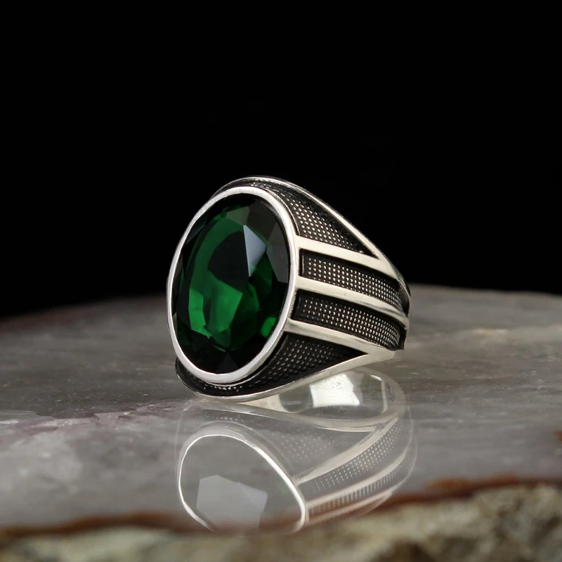 Men's Crystal Cut Zircon Stone 925 Sterling Silver Ring Special Design 2022 Summer Winter Fashion Trend Accessories Products Free Shipping
Men's Crystal Cut Zircon Stone 925 Sterling Silver Ring Special Design 2022 Summer Winter Fashion Trend Accessories Products Free Shipping