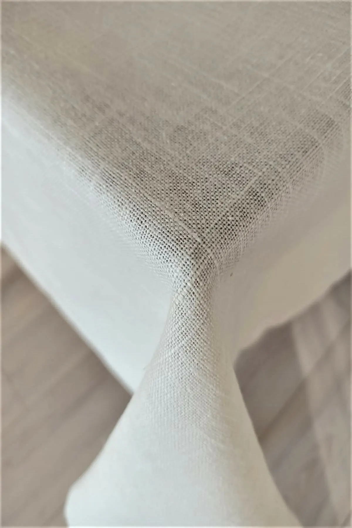 Linen Premium Quality Plain Cream Table Cloth wedding decoration, rectangular tablecloth for party dinners, special dinners
Linen Premium Quality Plain Cream Table Cloth wedding decoration, rectangular tablecloth for party dinners, special dinners
