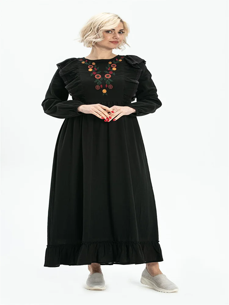 Floral Embroidery Full Sleeve Length Sile Cloth Long Dress 2022 New Fashion Women's Clothes Collections
Floral Embroidery Full Sleeve Length Sile Cloth Long Dress 2022 New Fashion Women's Clothes Collections