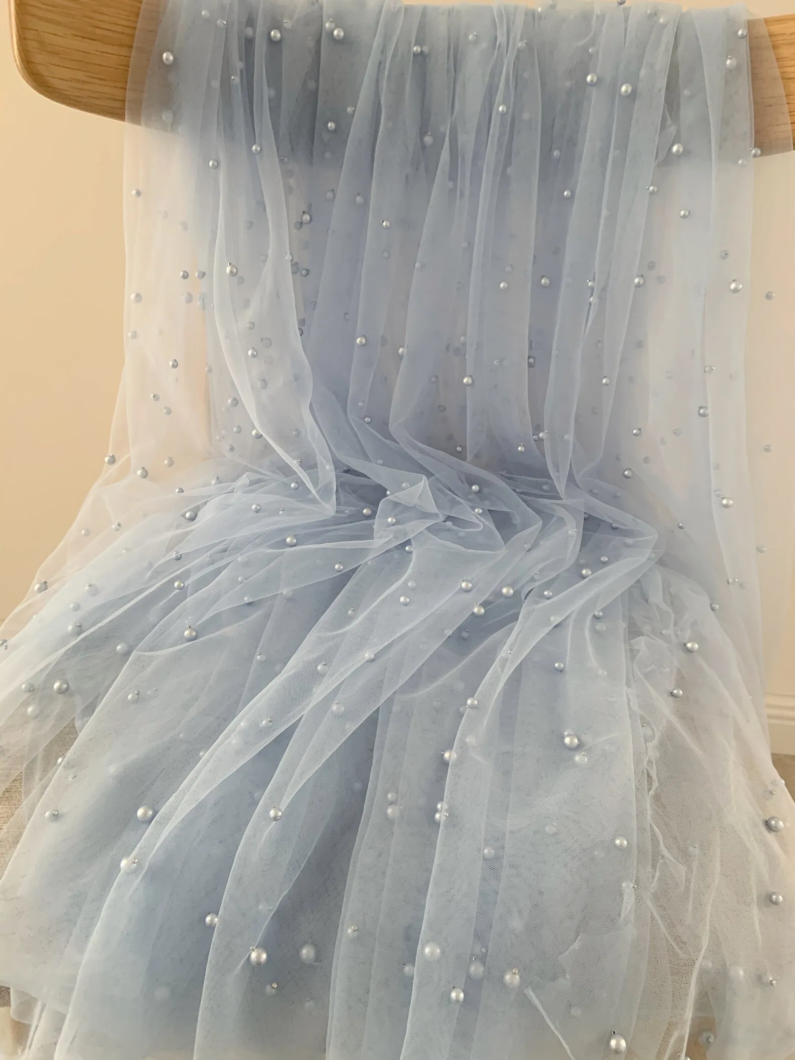 3 Yards Blue Tulle Fabric With Pearls Bead Pearl Lace Fabric Wedding Lace Bridal Lace Dress Veil Lace
3 Yards Blue Tulle Fabric With Pearls Bead Pearl Lace Fabric Wedding Lace Bridal Lace Dress Veil Lace