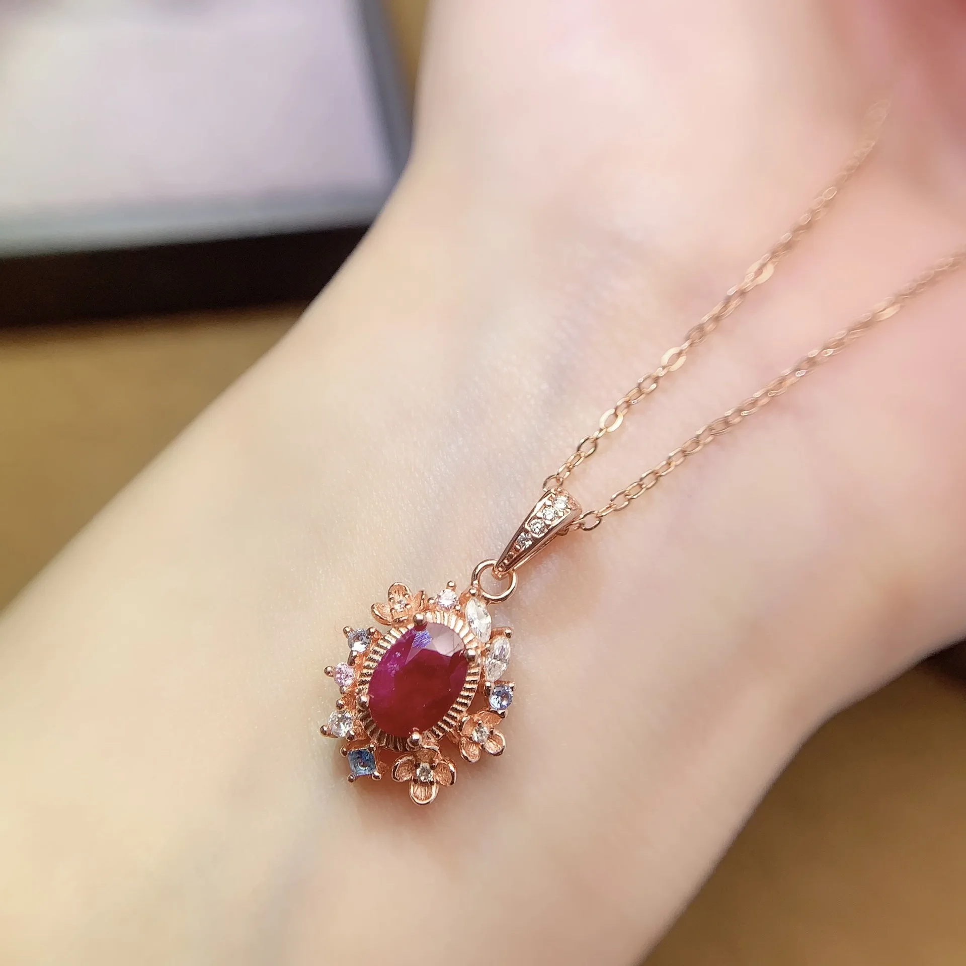 KJJEAXCMY Girls' Natural 7x5mm Hollow Ruby Necklace Pendant 925 Pure Silver Plated Rose Gold Christmas Gift Girlfriend Weddiend