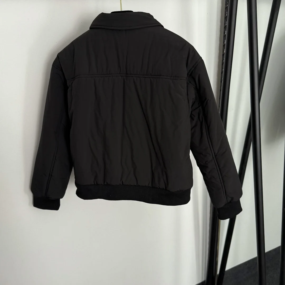 

Новый стиль, красивая модная хлопковая куртка на молнии с длинными рукавами и рисовыми лацканами