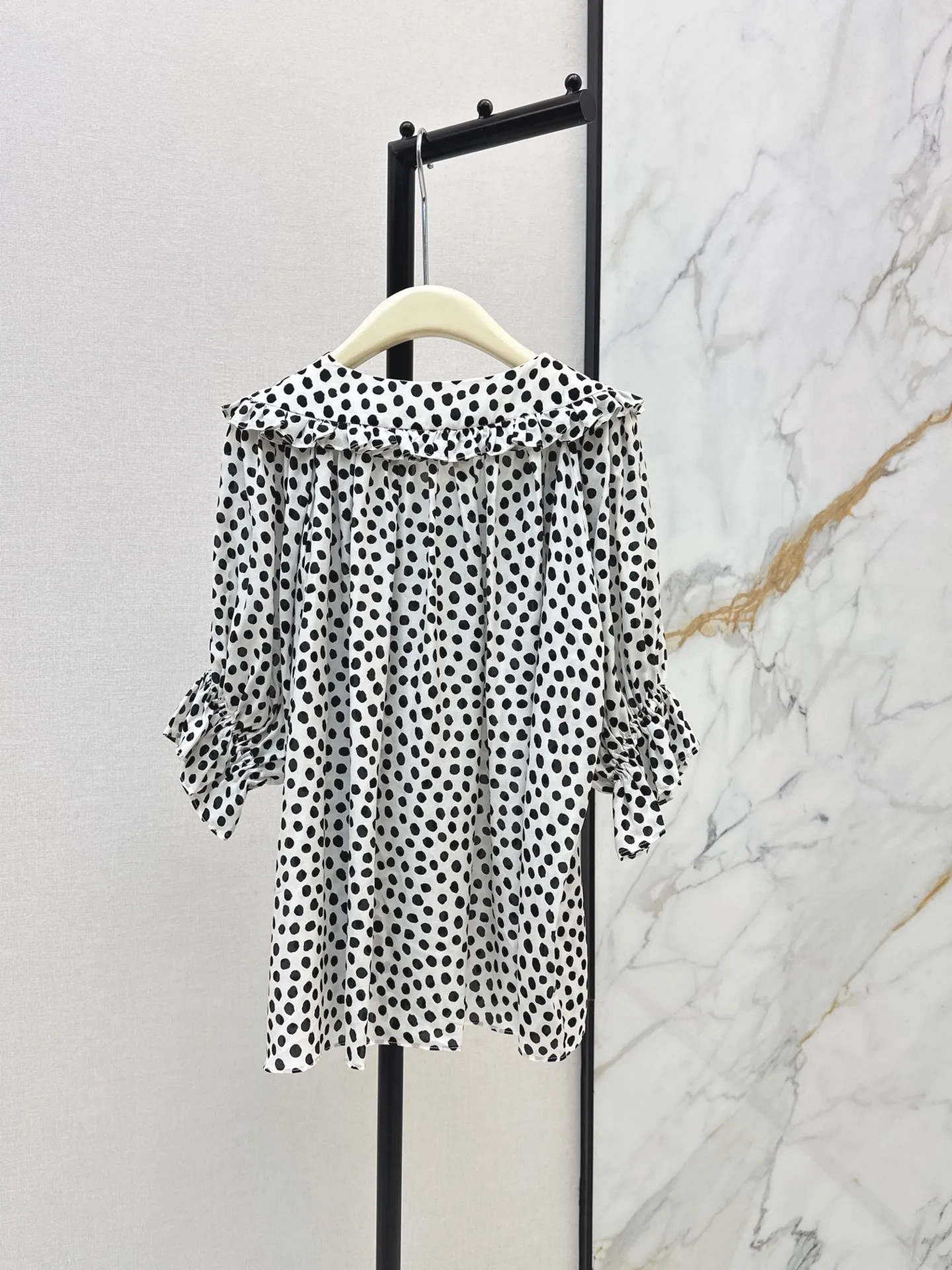 

2026 New Spring/Summer Openwork Cream White Loose Single -Breasted Hooded Knitted Sweater