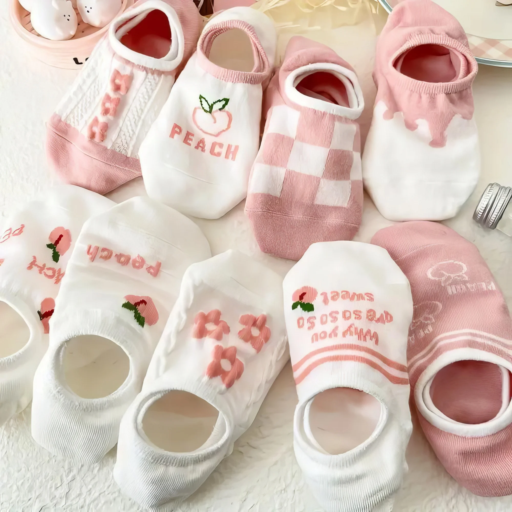 

5 Pairs of Short Socks, Peach Pattern, Soft and Comfortable Socks, Suitable for Home Travel, Commuting, and Outdoor Activities