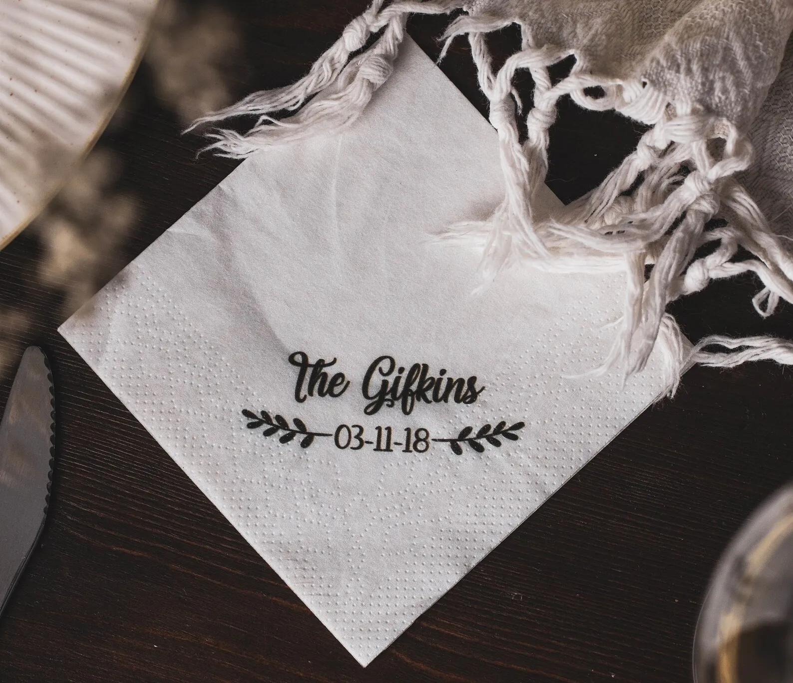 

50pcs Last name Napkins / Wedding date napkins / Photo napkin / Custom napkins / Cocktail napkins / Newlywed napkins / Reception