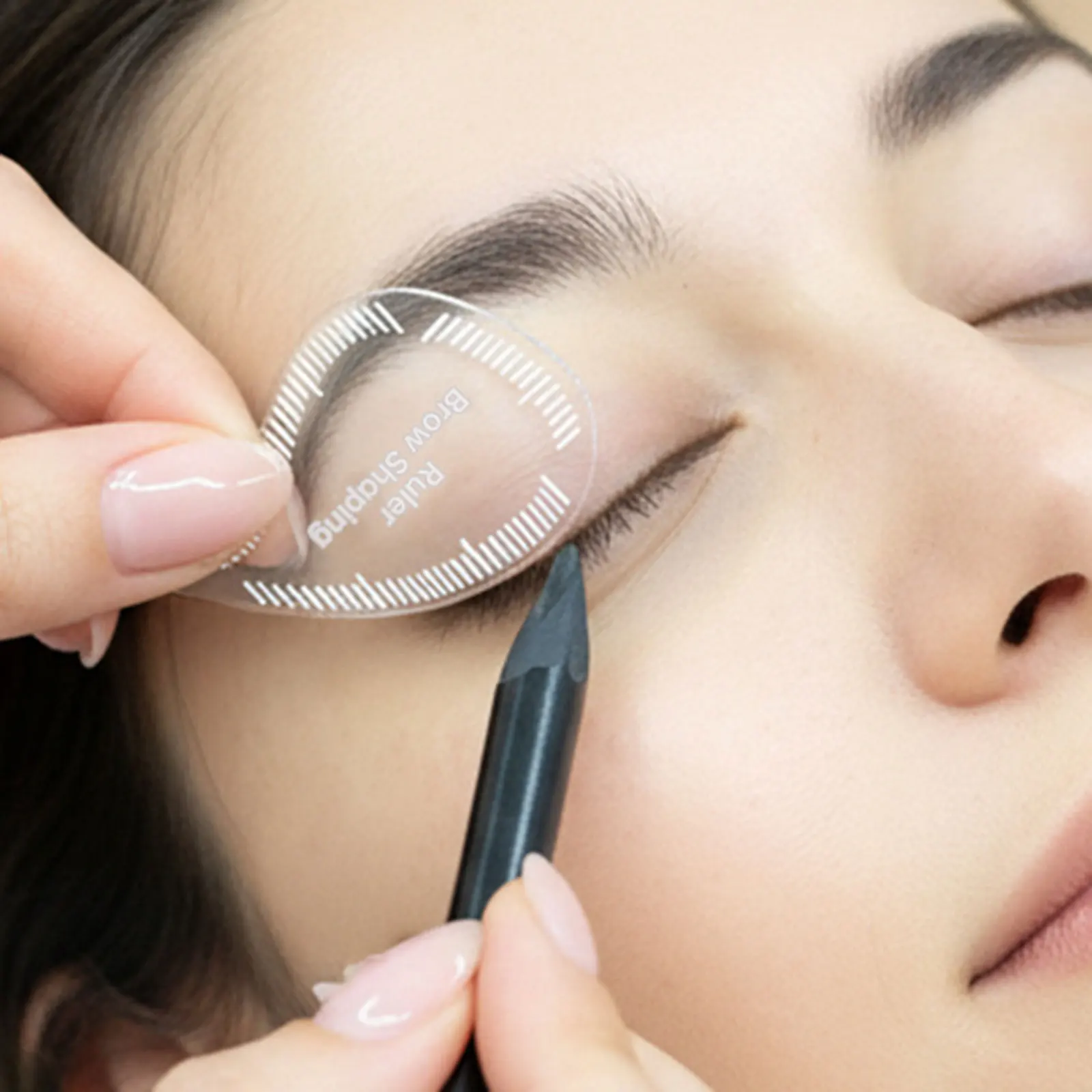 مسطرة الحواجب على شكل دمعة تساعد على هدايا للنساء إكسسوارات شفافة للمبتدئين أداة دليل الرسم السريع ملحقات متعددة الاستخدامات