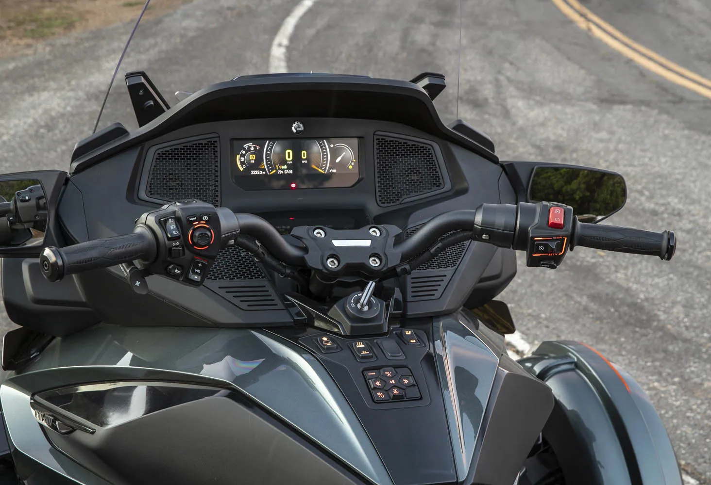 100%SPECIAL SALES OFFER 2024 Can-Am Spyder RT Limited