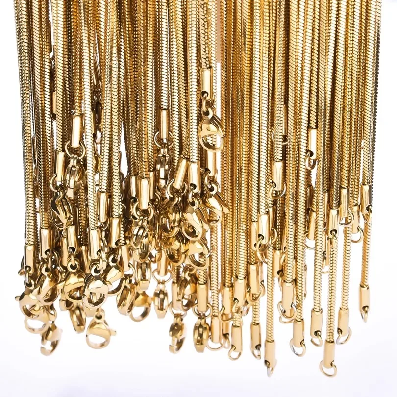 10 sztuk 1.5mm unisex łańcuszek wąż naszyjnik dla kobiet mężczyzn łańcuszki ze stali nierdzewnej w złotym kolorze ręcznie robione komponenty DIY hurtowo — zdjęcie 2
