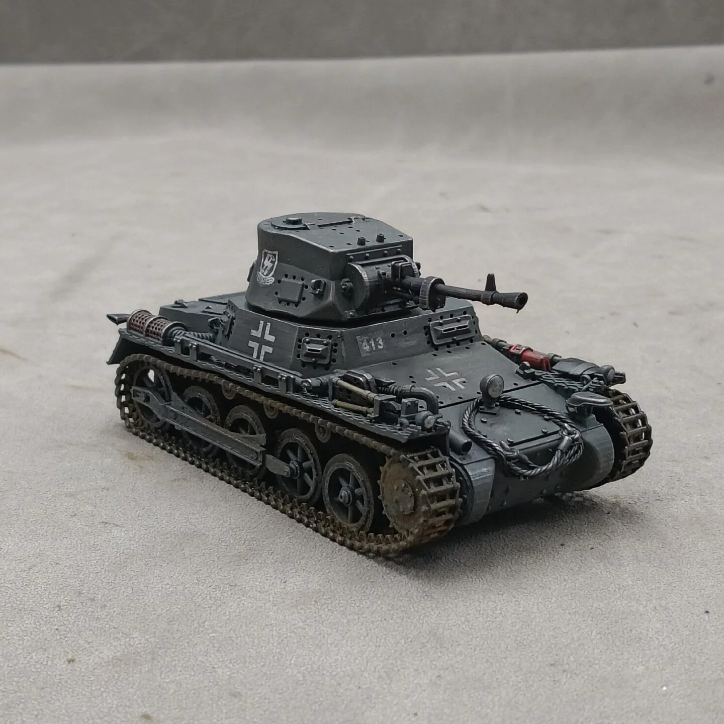 

1/35 German Panzer 1 tank , SLA printing hand-colored finished model decorative ornament