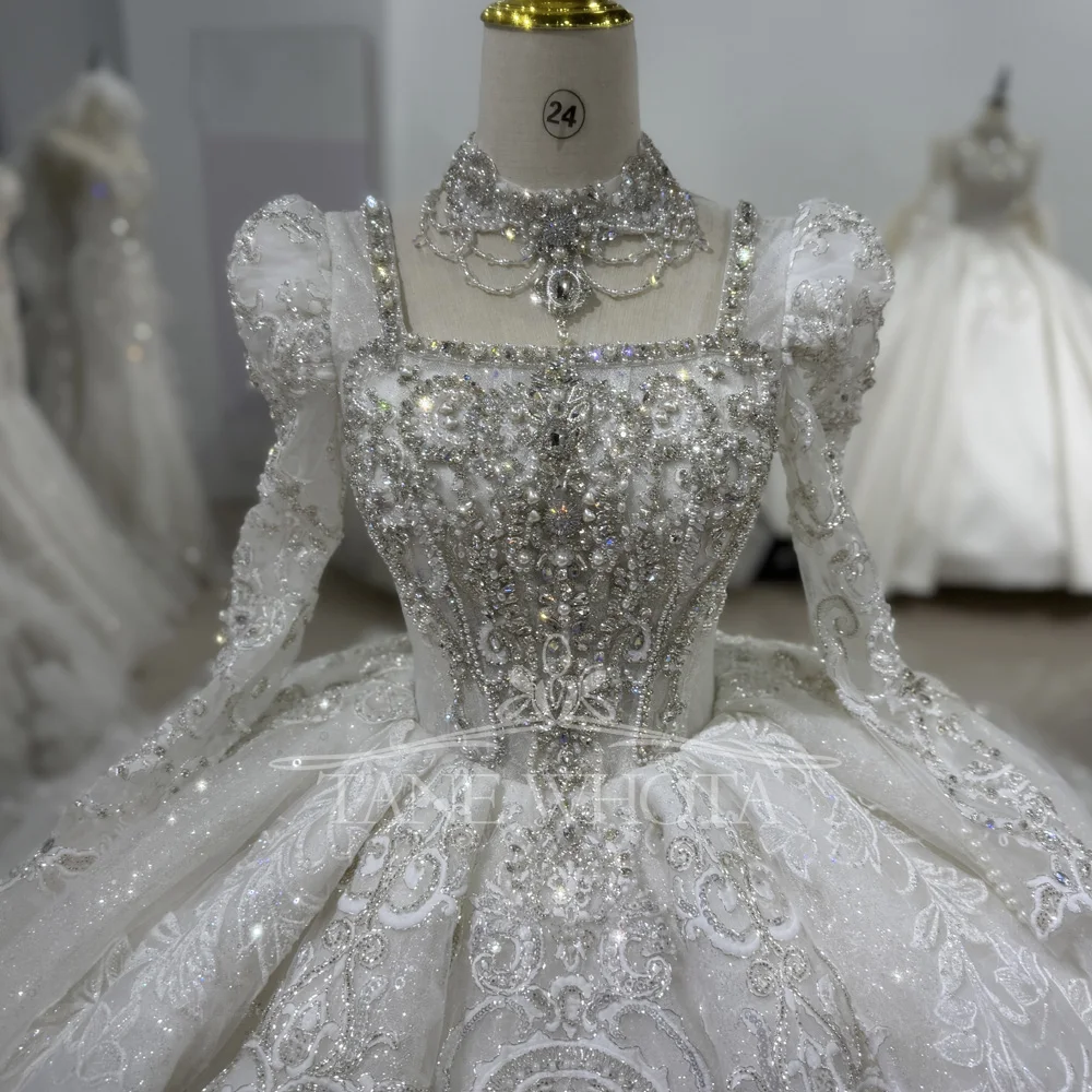 コルセットブライダルドレス ネックレス付き スクエアカラー バックレースアップ 長袖 ビーズボールガウン ウェディングドレス