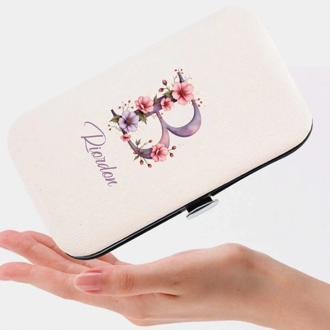 1 Set personalisiertes, maßgeschneidertes Nagelset mit Namen, Blumen- und Buchstabenmustern, ideales Weihnachts-/Geburtstagsgeschenk für die Familie – Detail 4