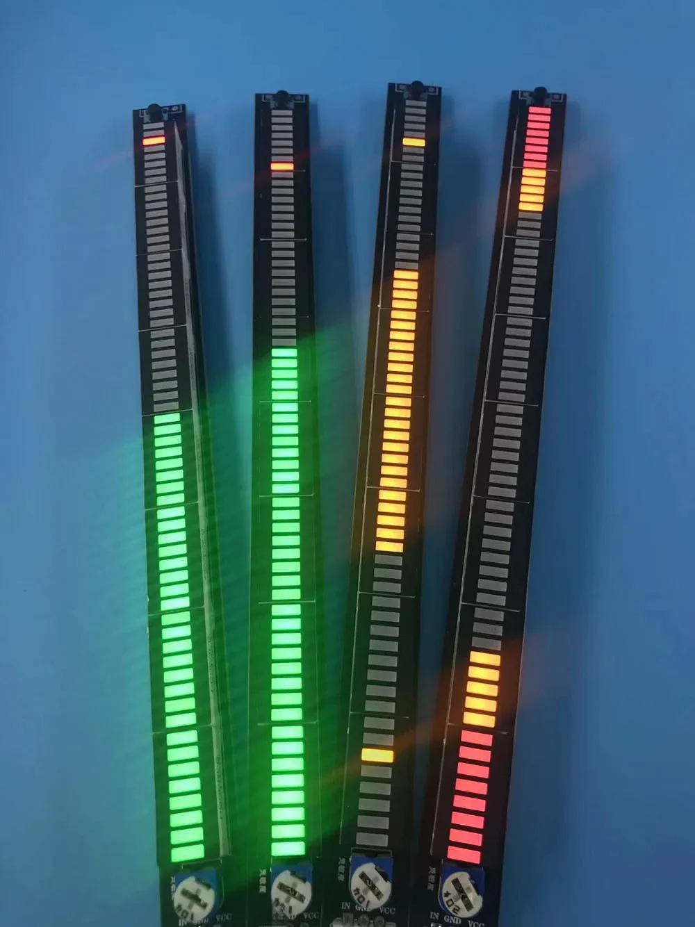 64 LED Music Spectrum Mono Audio Atmosphere Light Level Indicator Amplifier VU Meter DIY DC 12V 24V Car Player Lamp A-pillar — zdjęcie 2