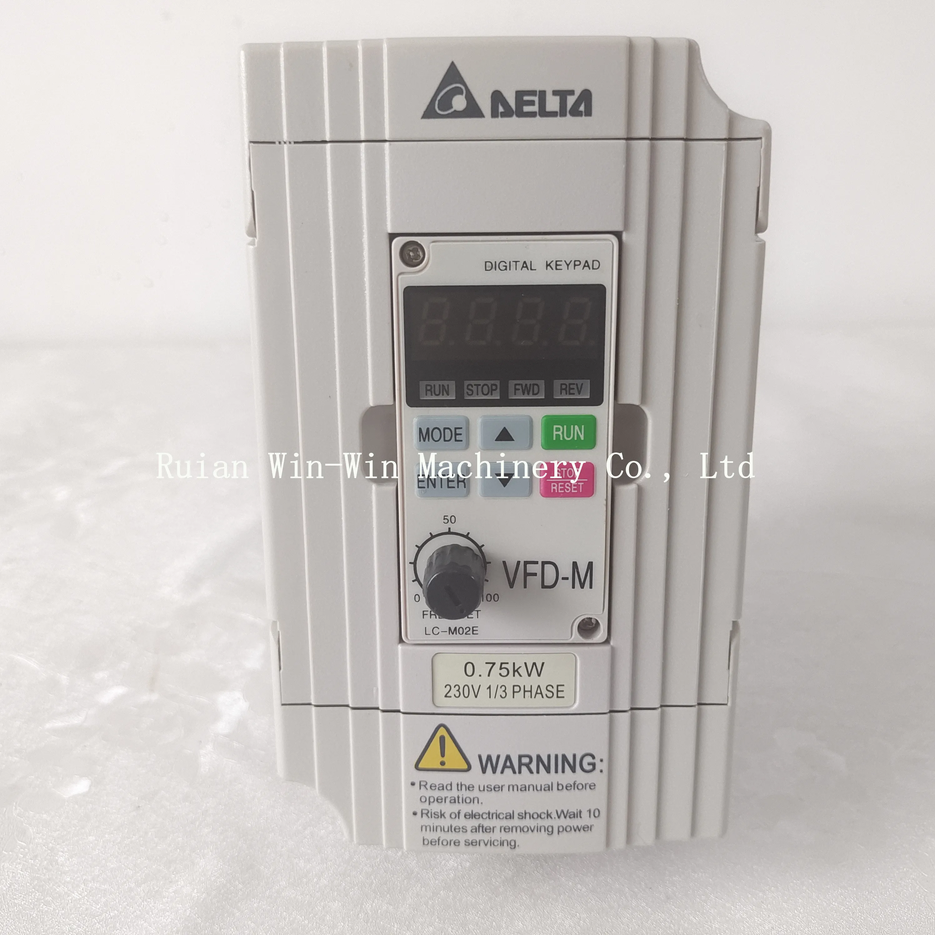 Delta VFD007M23A inverter 50/60HZ 5.0A 1.9KVA for film blowing machine