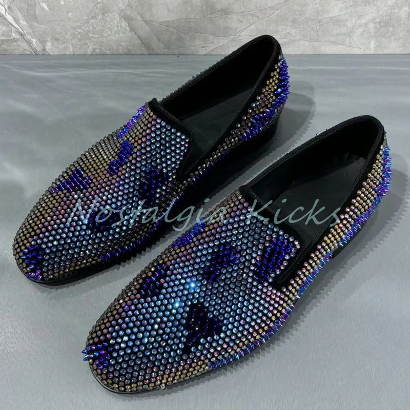 مصمم حجر الراين مزين المتسكعون متعدد الألوان بريق شقة الانزلاق على الشقق عارضة مريحة الرجال اللباس أحذية الحزب