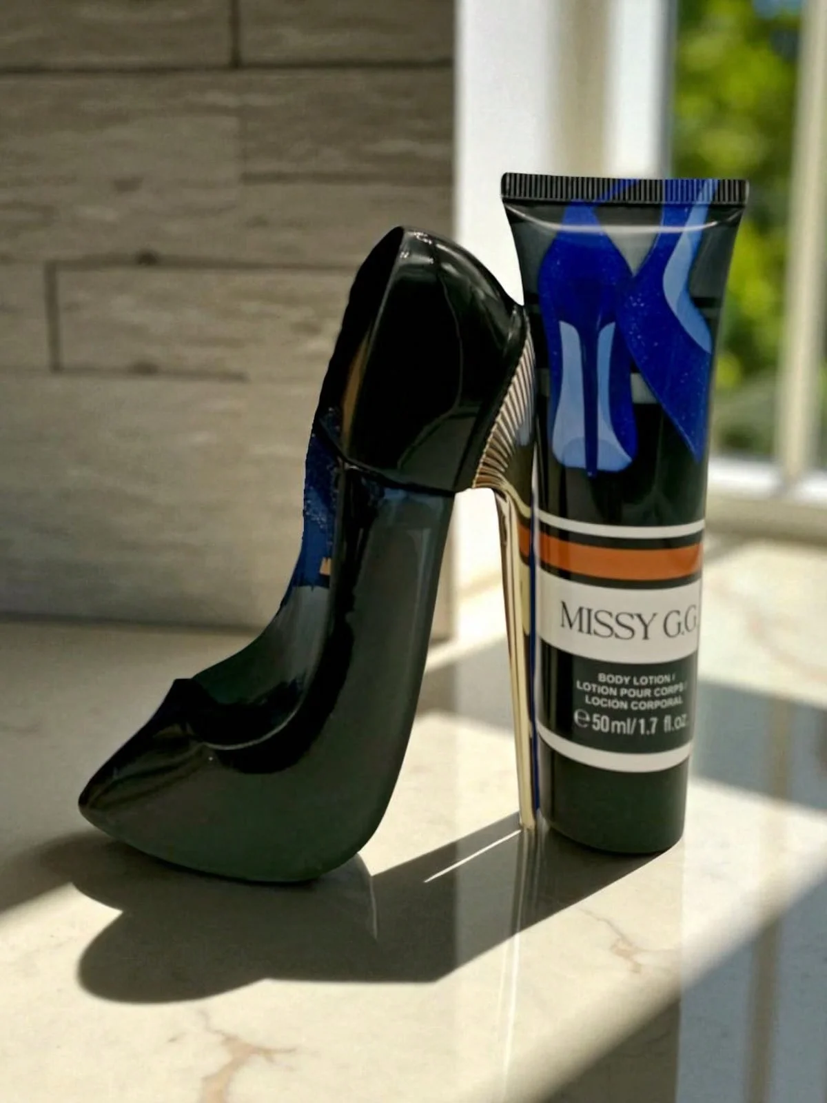 عطر 30 مل ومجموعة لوشن الجسم 50 مل للنساء