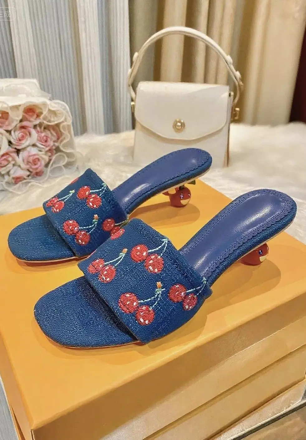 

2025 New Exquisite Fashion Versatile High Quality Simple Classic Shoes HL33