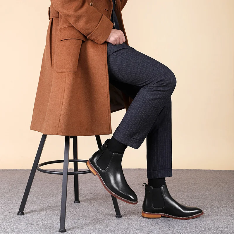 Desai hiver nouvelle robe Chelsea bottes en cuir véritable doublé polaire chaussures formelles chaussures de travail d'affaires chaussures en cuir verni cadeaux