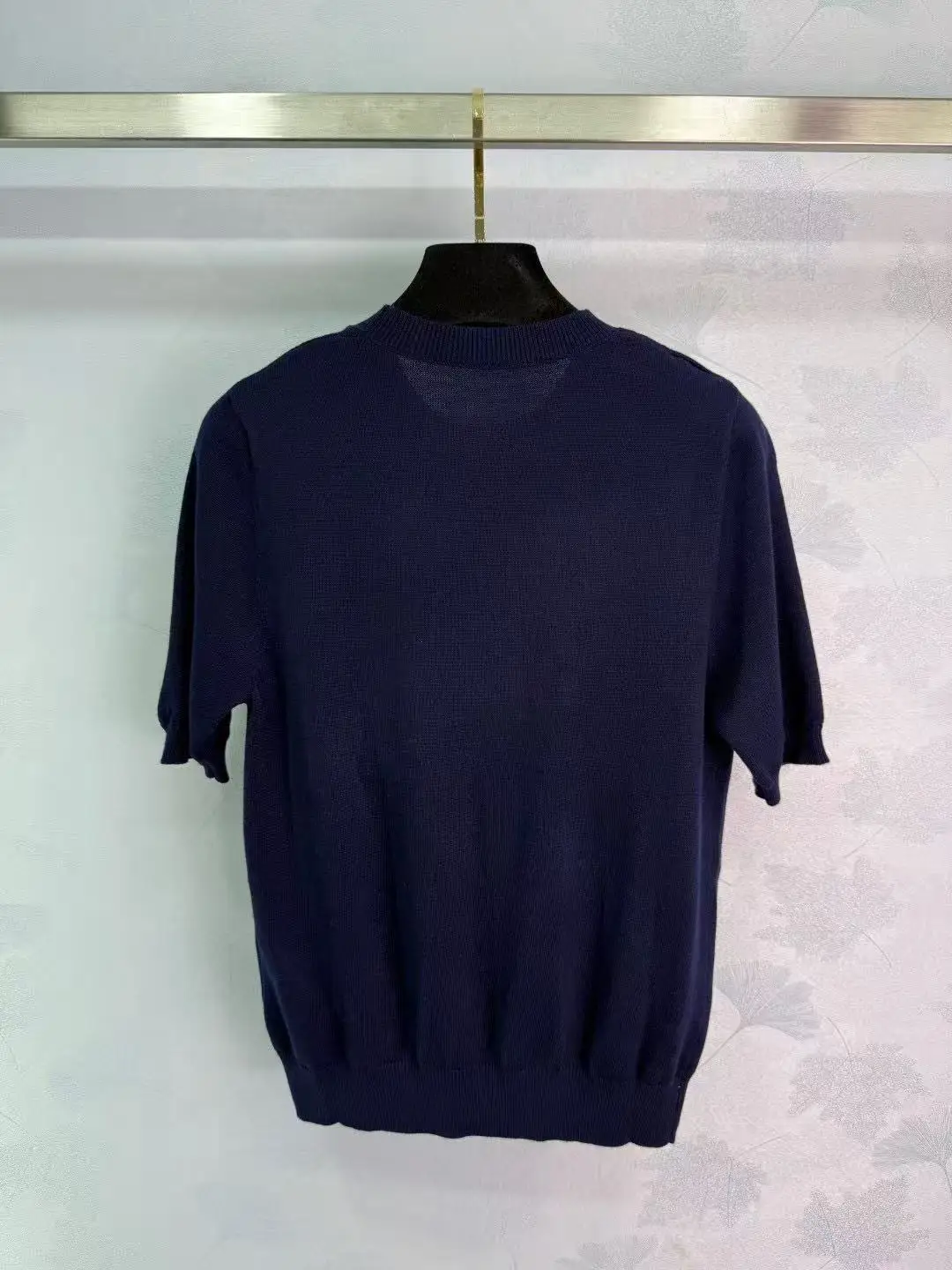 

Diamond Knitted Short Sleeves Customized Yb Wool Yarn Weaving