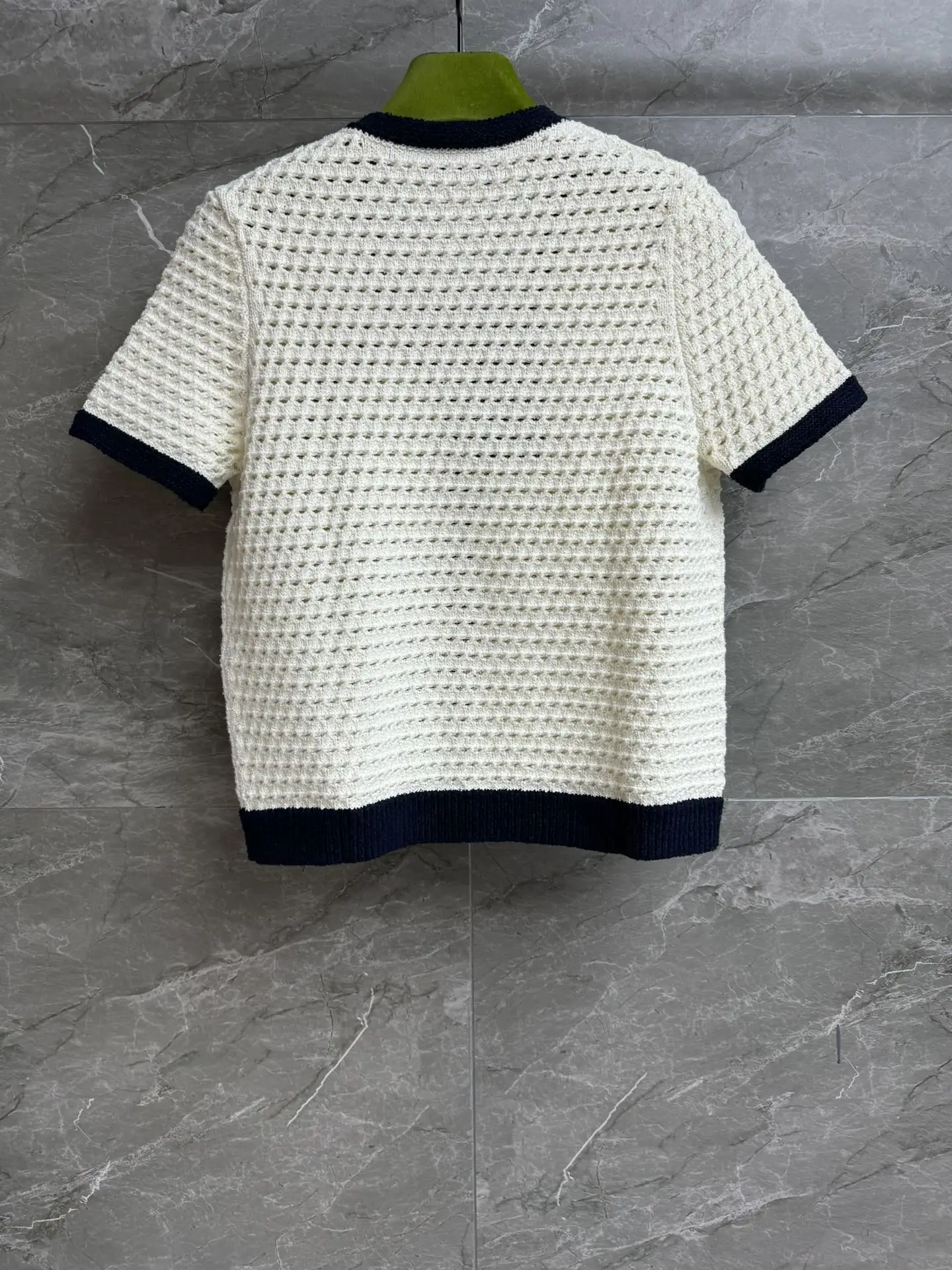 

High Quality Autumn Women's Top Casual Fashion V-neck Buttons Patchwork Pocket Cardigan JQ164