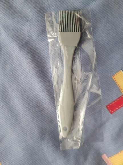Food Grade Silicone Oil Brush BBQ Barbecue Brush Kitchen Pancake Brush Oil Brush Sauce Brush Kitchen Small Tools photo review