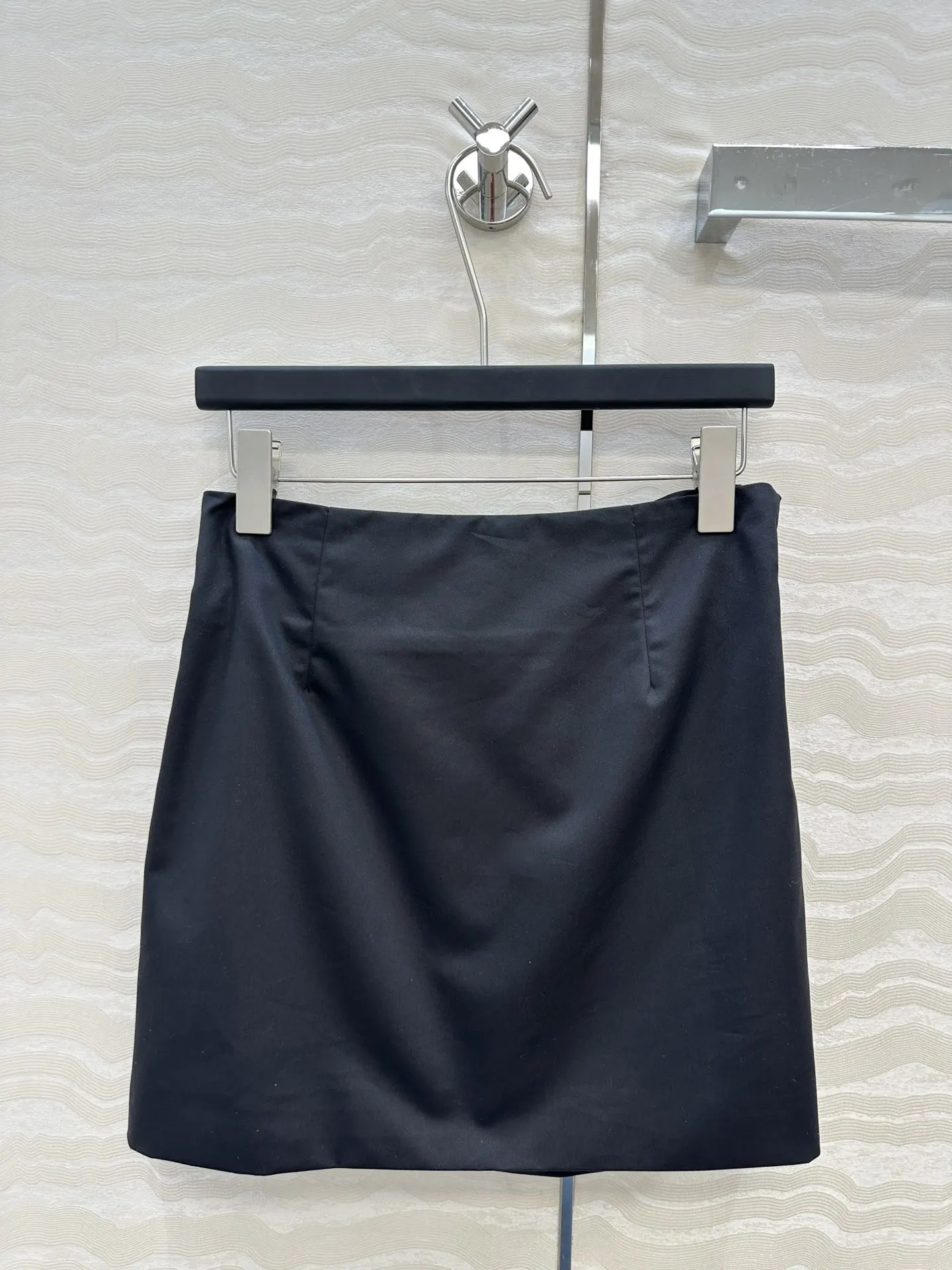 

2025 Summer All-match Fashionable 3D Cut Drawstring Patch Modern Bouquet Pleated Twill Cotton Skirt 060