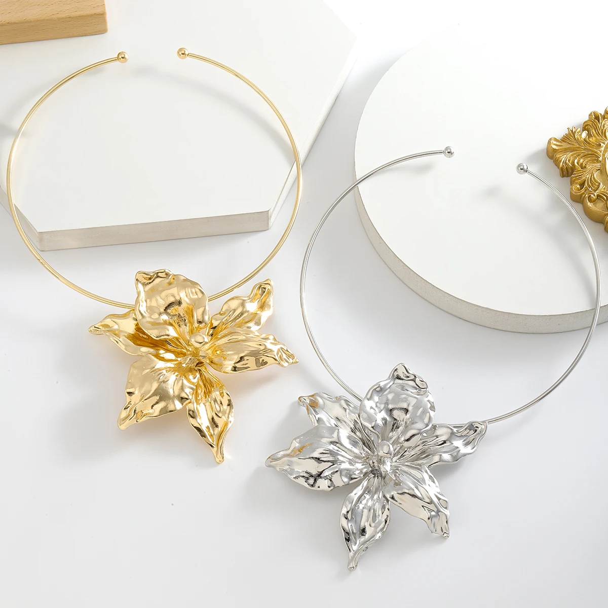 2024 New ZAA girlgo Fashion Heavy Metal Style Alloy Flower Collar Elegant & Noble Multiple Colors Available