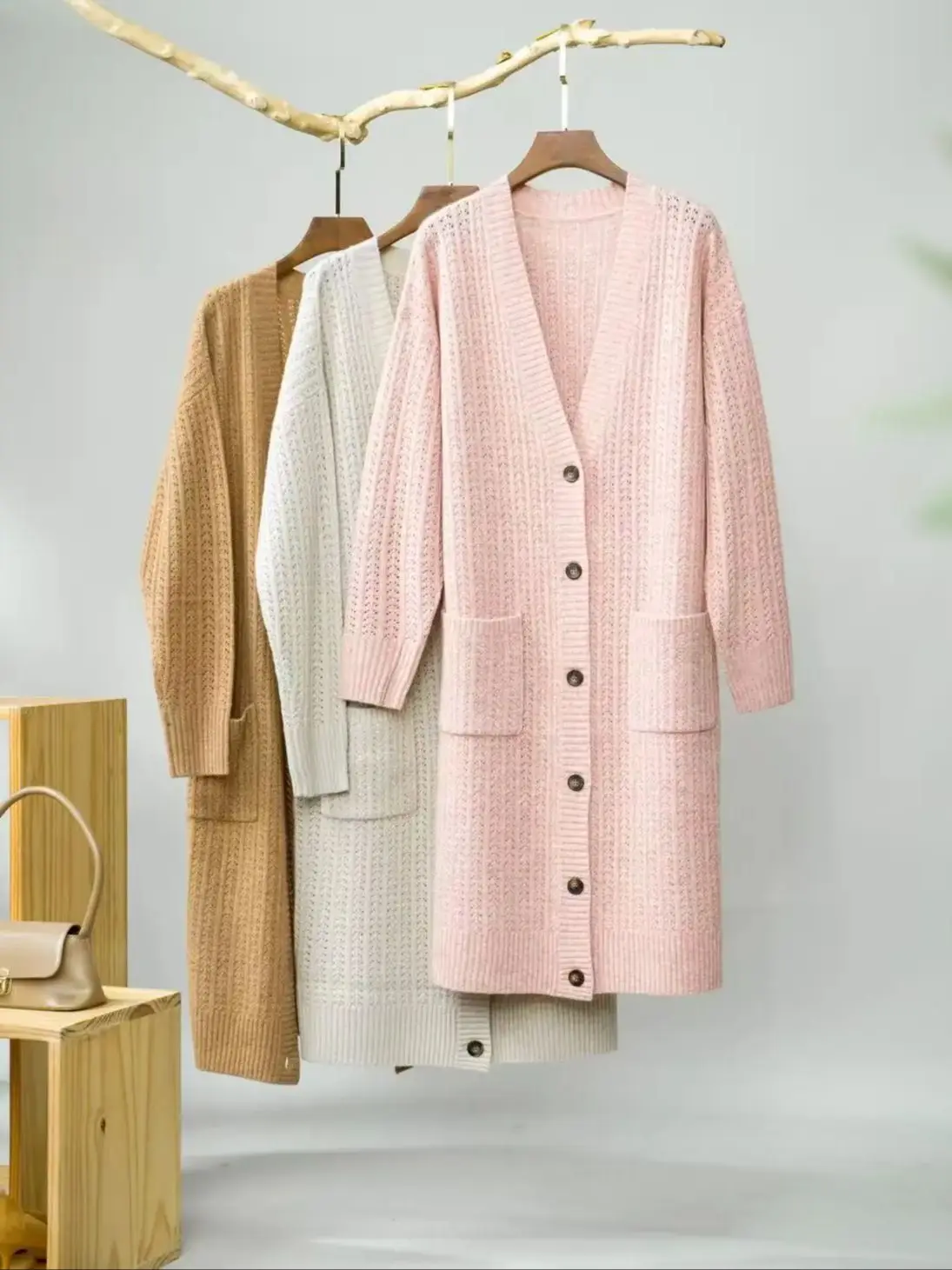 

Elegant pure cashmere longline cardigan