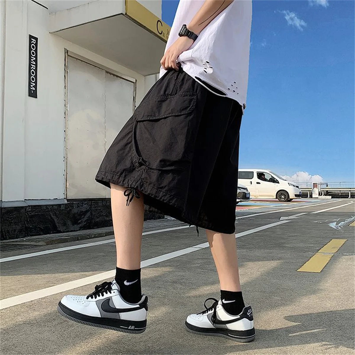 

Ins Cool Summer Men's Elastic Waist Work Casual Hip Hop Shorts Loose-fit Versatile Beach Pants Youthful Rebellious Shorts Male