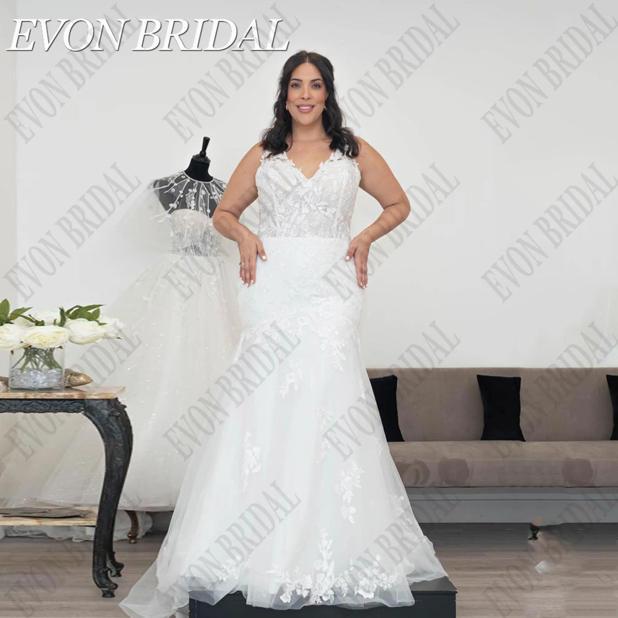 

EVON BRIDAL Backless Plus Size Wedding Dress 2025 Bride V-Neck Mermaid robe de mariée Sleeveless Lace Bridal Gowns Customized