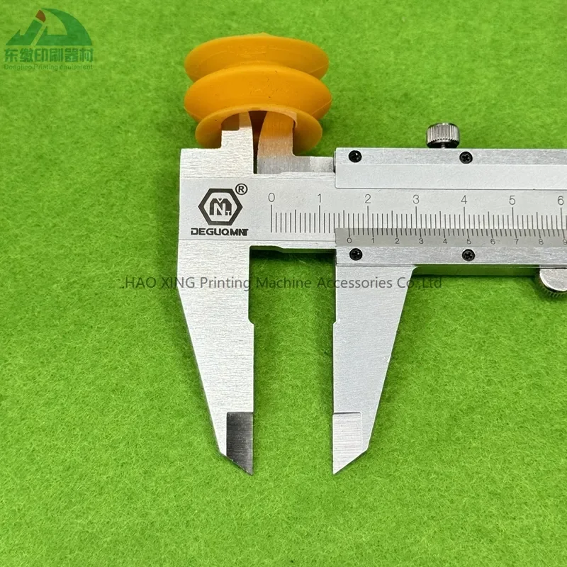 Vendita calda Ventosa in gomma per Man Roland 700 Macchine da stampa Pezzi di ricambio Ventosa in gomma Pezzi di ricambio Ugello di aspirazione