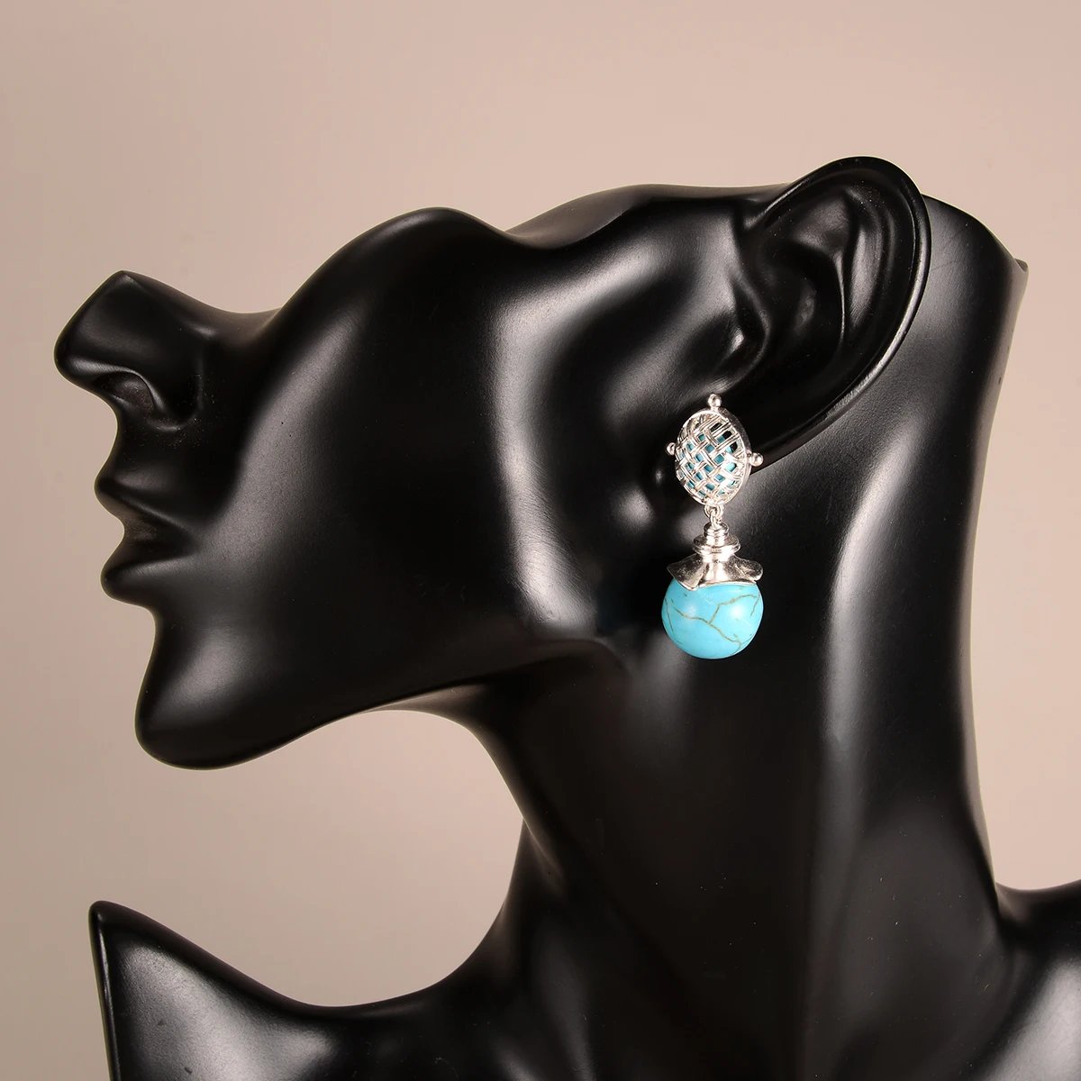 

Fashion Natural Turquoise Beaded Drop Earrings for Women Vintage Silver Gold Color Hollow Basket Dangle Earrings Ethnic Jewelry