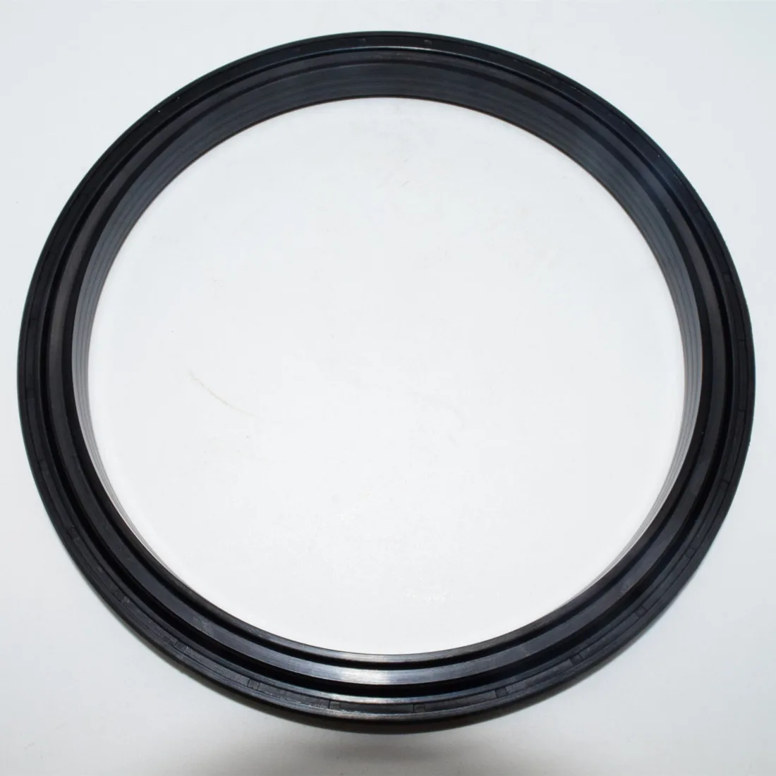 DMHUI Brand Labyrinth Oil Seal 150-176-15.5/16 Tractor Oil Seal RWDR KASSETTE OEM 12018750B 150*176*15.5/16 or 150X176X15.5/16