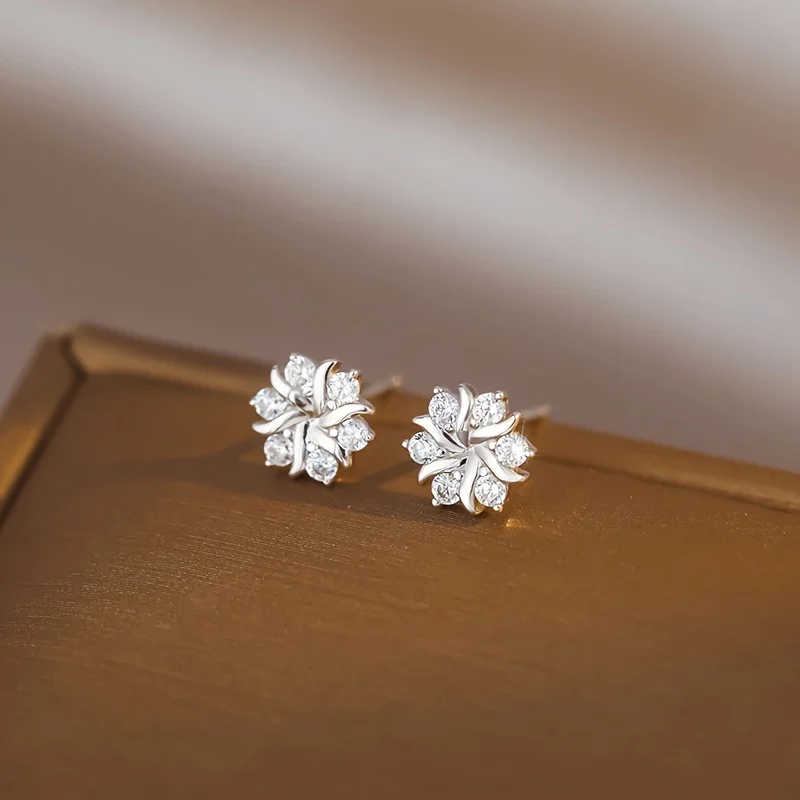 

1Pair Plated Snowflake Earrings, Fashionable Small And Sophisticated, Premium Quality, for Women