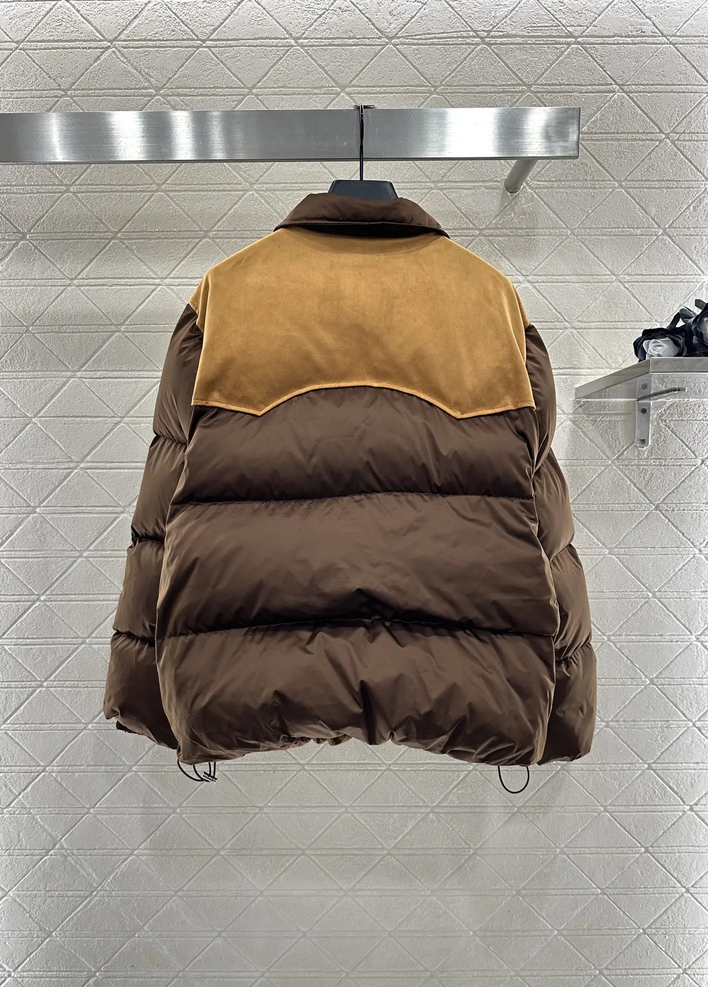 2025 Autumn and Winter Windproof Waterproof Warm Women's Down Jacket Lapel Splicing Contrast Down Jacket