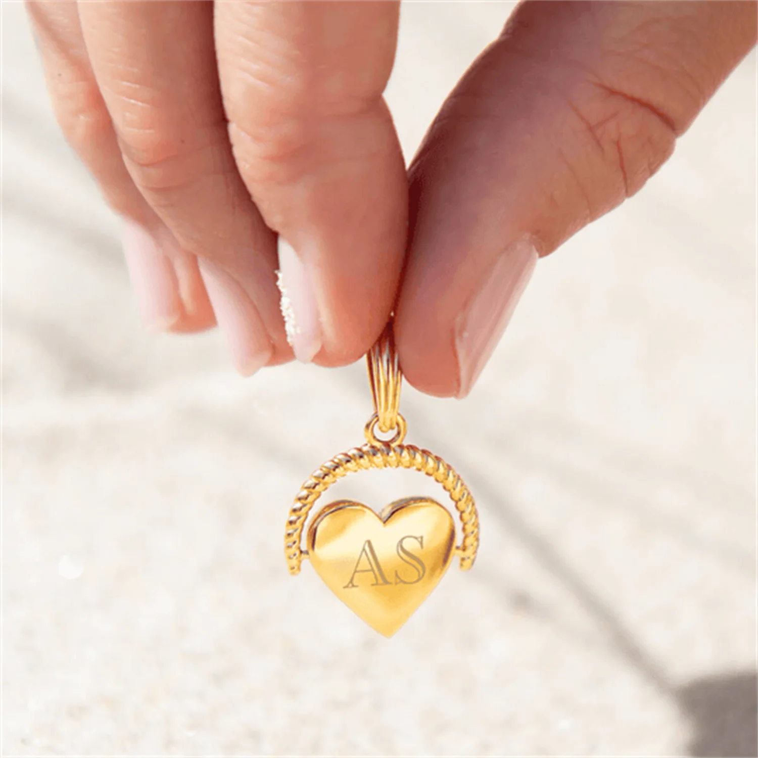 

3D Rotating Heart Spinner Sphere Chain Necklace Custom Name Pendant Personalized Stainless Steel 18K Gold Plated Jewelry Gift