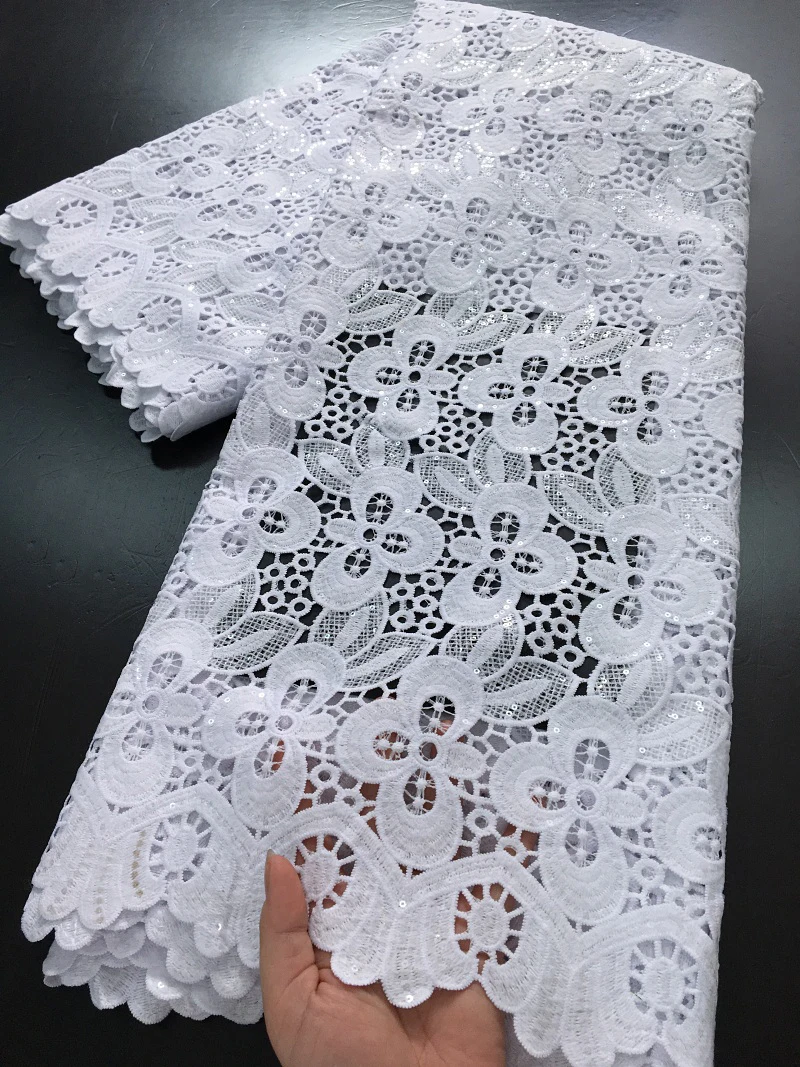 귀퓌르 워터 레이스 원단 아프리카 고품질 2025 나이지리아 수용성 레이스 골든 스팽글 원단 여성 드레스용 5야드 4402