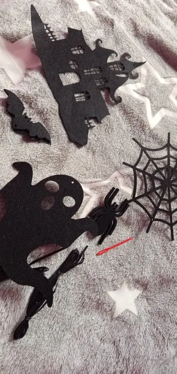 6pcs Halloween Hanging Banner Garland Scary Spider Witch Ghost Bat Pendant Ornament Happy Halloween Party Decorations for Home photo review