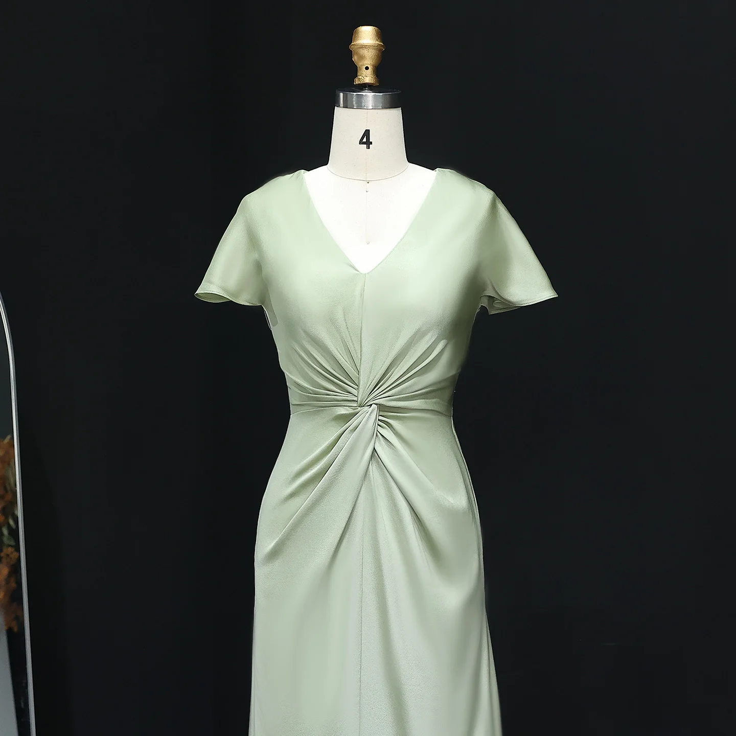 Sharon Said 2025 elegante satén verde con cuello en V mangas tipo capa vestido de dama de honor vestido largo de boda vestidos de invitados BS007 personalizado