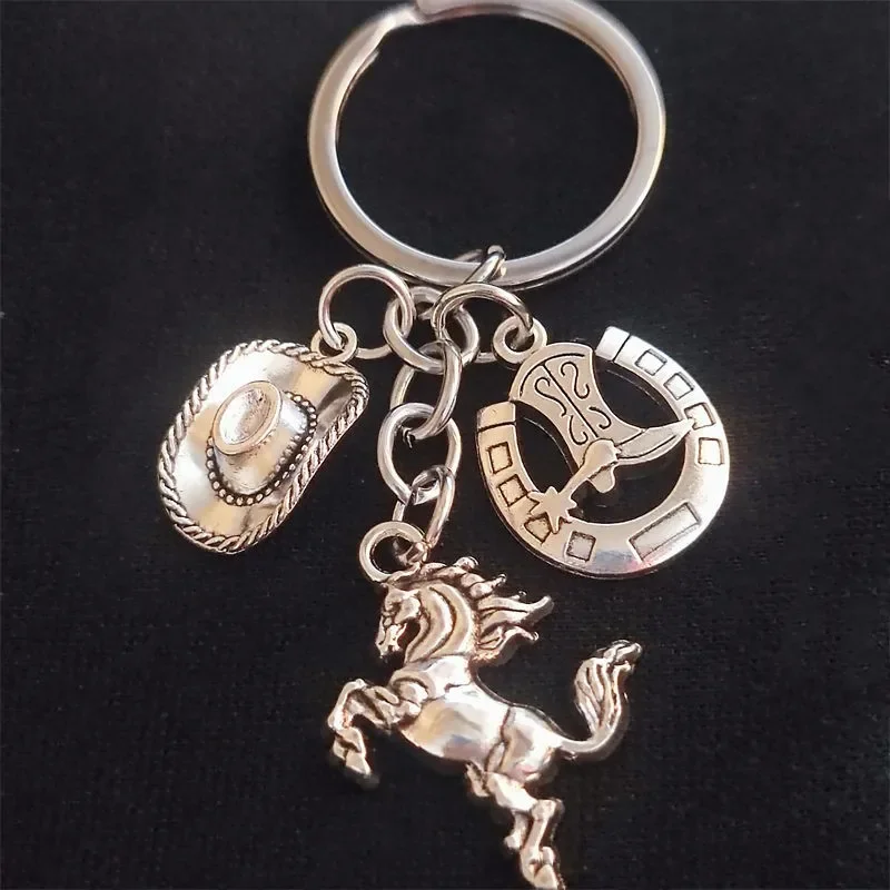 Porte-clés Unique chapeau de Cowboy bottes, pendentif cheval de Cowgirl, accessoires de bijoux pour femmes, cadeau pour petit ami