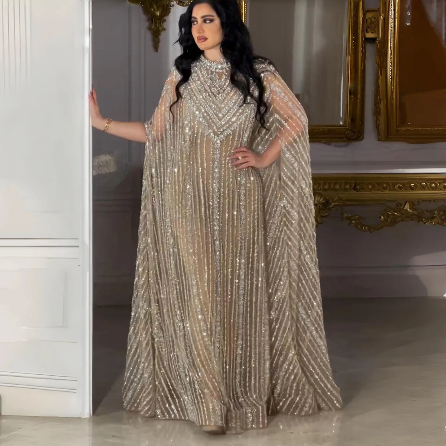 Sharon Said Glamouröser Dubai-Kaftan Abaya Abendkleid 2026 Elegante Hochzeits- und Festliche Party-Robe mit Cape SS691 Maßanfertigung – Detail 5