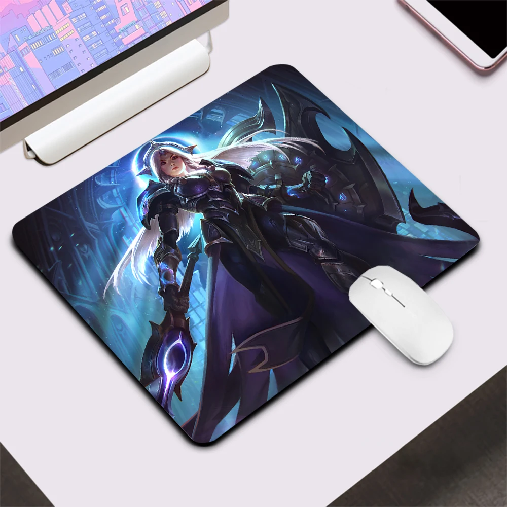 

League of Legends Leona Small Gaming Mouse Pad Computer Office Mousepad Keyboard Pad Desk Mat PC Gamer Mouse Mat Laptop Mausepad