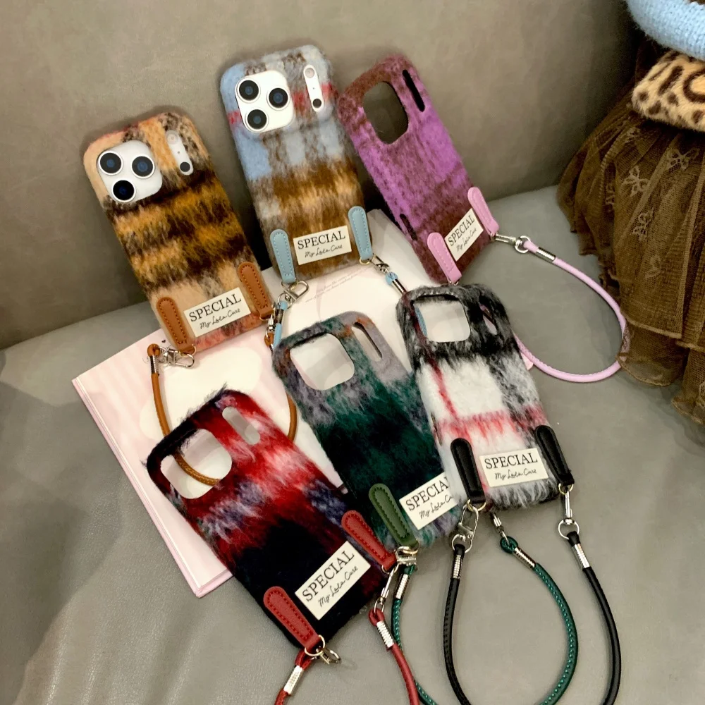 

Long cashmere retro checkered mobile phone case, suitable for iPhone 15, 14, 16, 17 Pro Max, new shockproof protective case