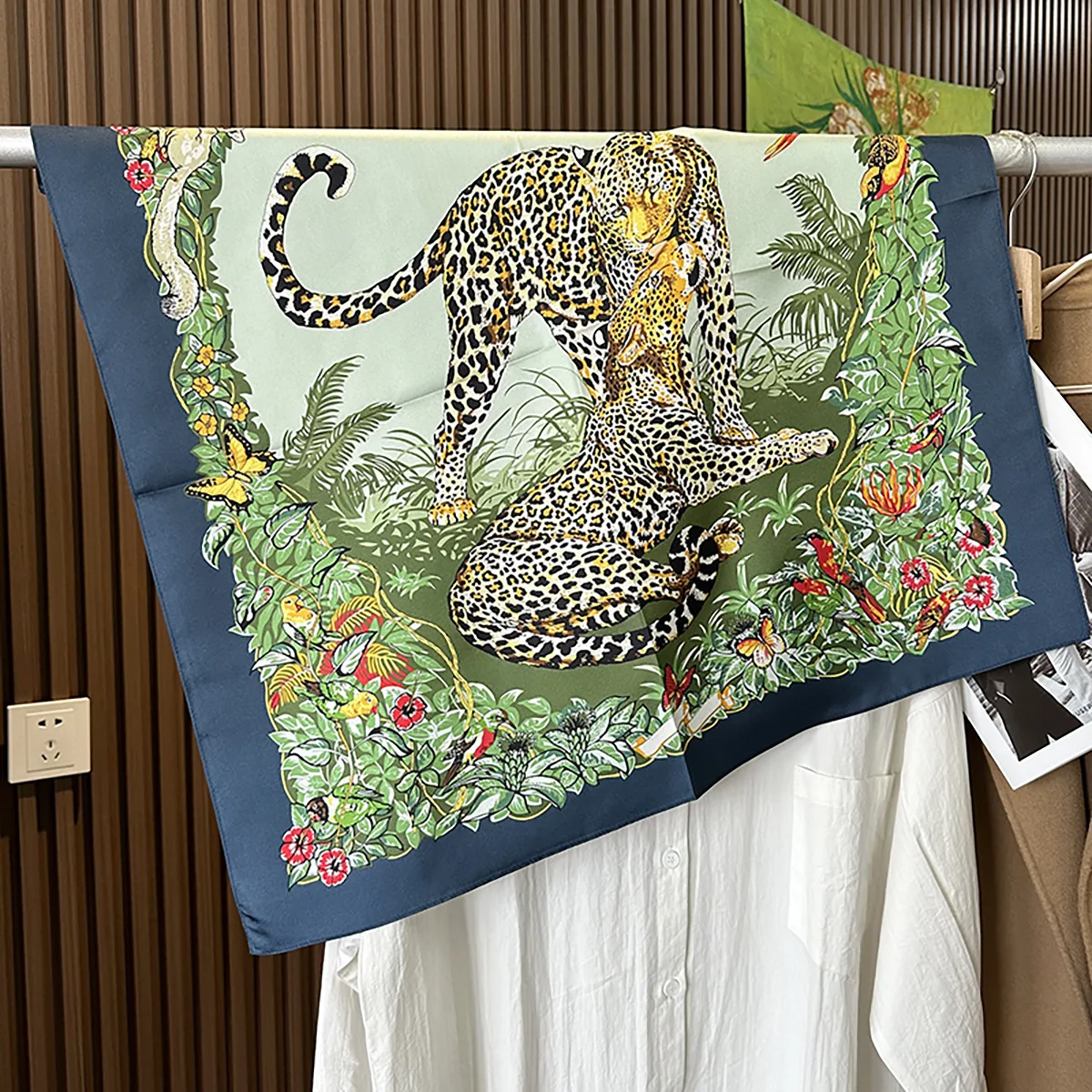 

100% Silk Square Scarf for Women 65 Lightweight Neck Scarf Versatile Hair Bandana for Office Daily Wear