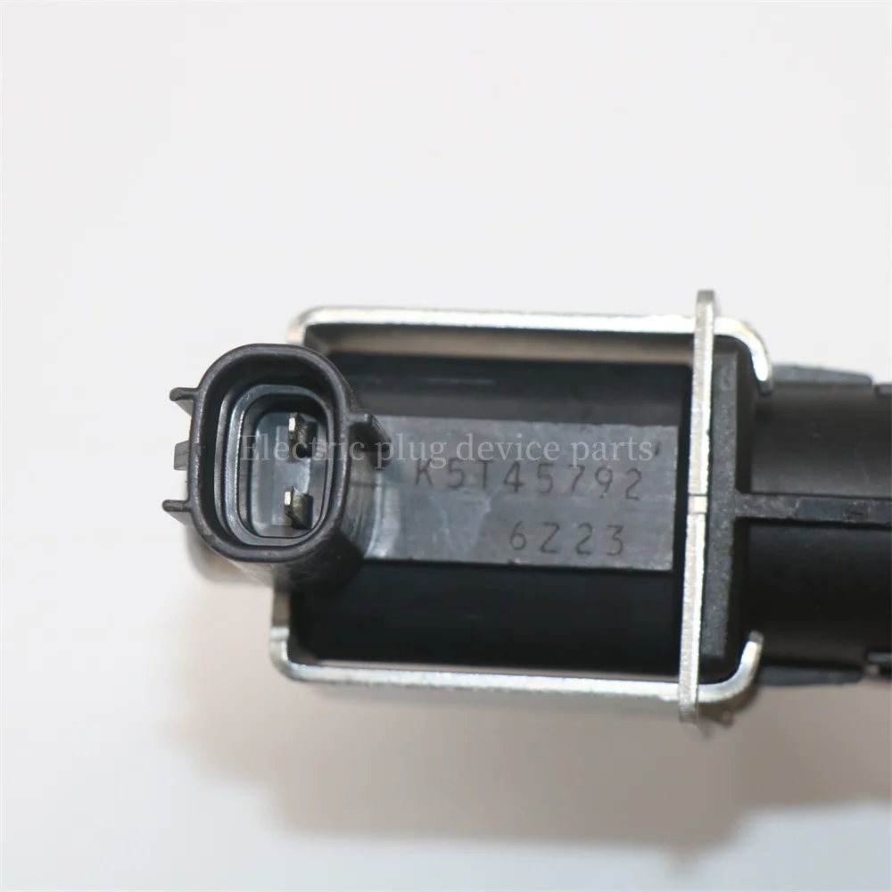 K5T45792 K005T45792 علبة تطهير الملف اللولبي تنفيس