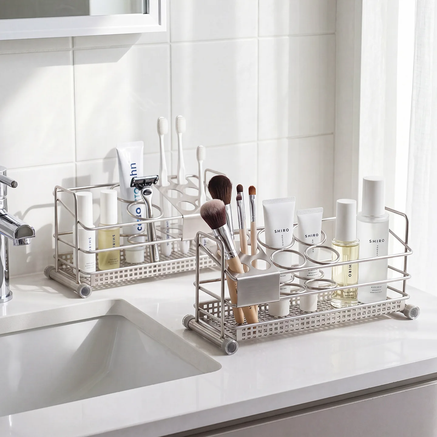Stainless Steel Toothbrush Holder with Slots Rust for Bathroom Organizer Space-Saving Toothbrush Holder Cosmetic Storage Rack
