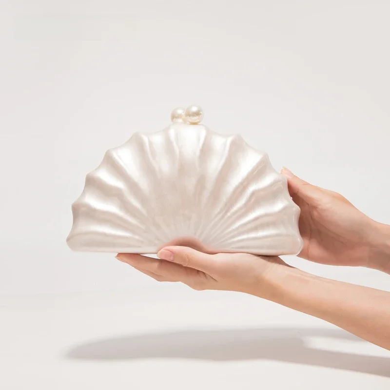 Shell Clutch Bag Akrylowa kopertówka damska ślubna wieczorowa impreza urocza torebka w kolorze kości słoniowej perłowa torebka letnia nowość 2024 — zdjęcie 2
