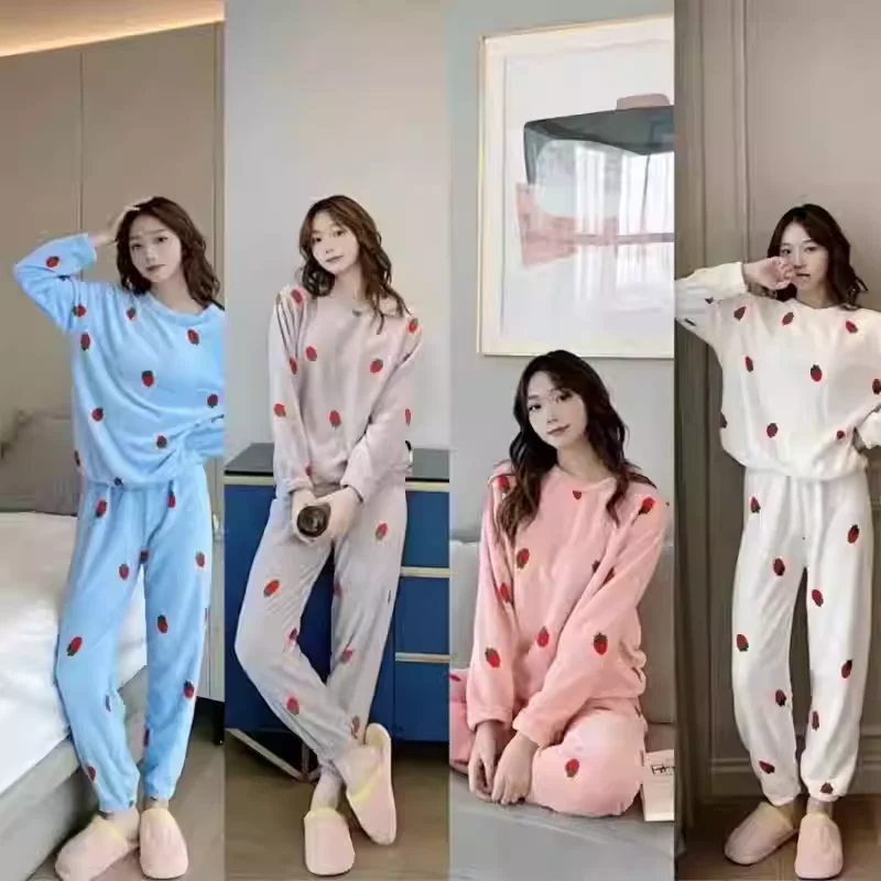Women's Winter Soft Comfortable Velvet Jacquard Warm Sleepwear Cute Strawberry Pajama Sets Female Thermal Nightwear Loungewear